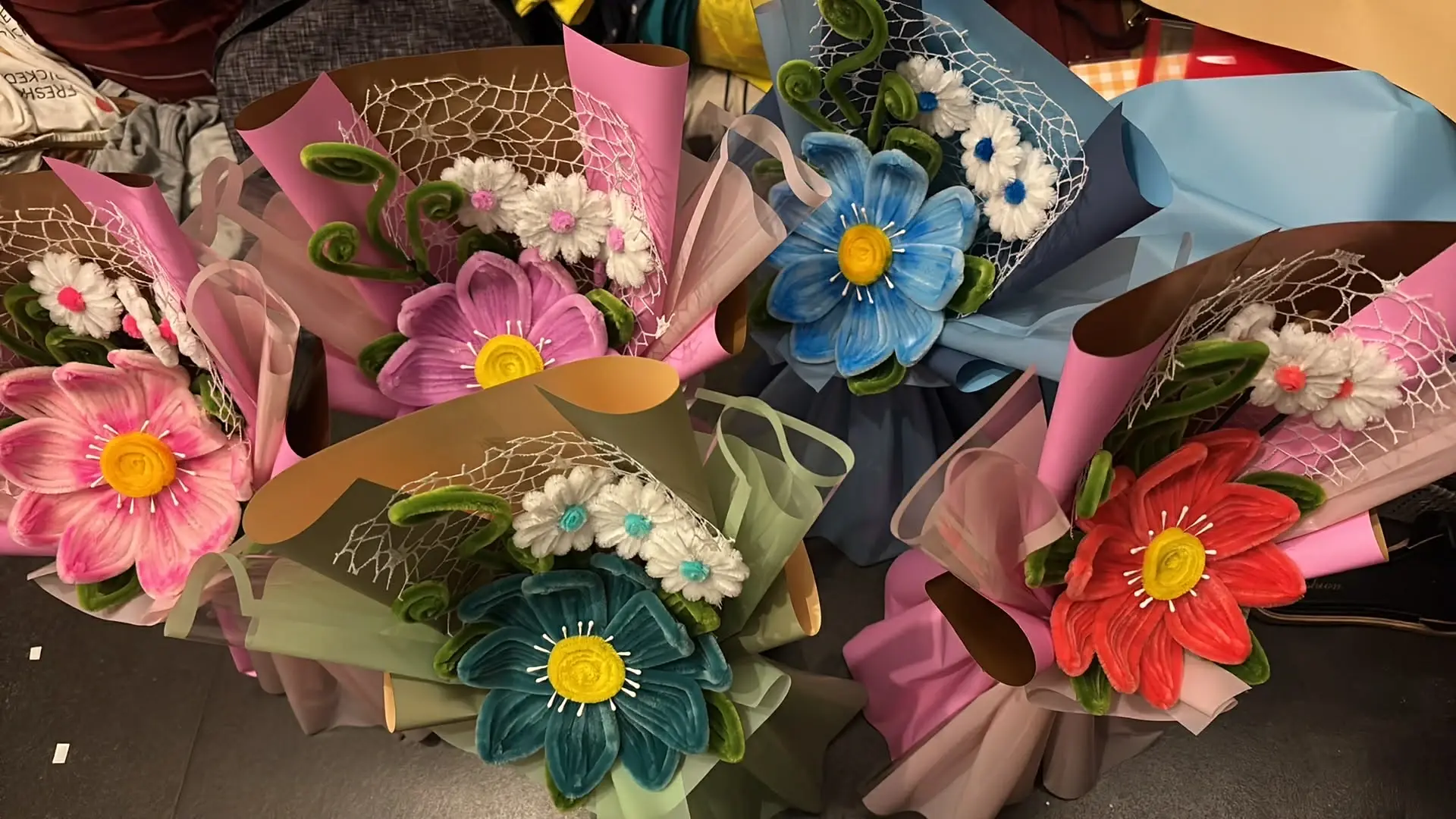 FleurKraft gerbera single-stem bouquets in multiple colors